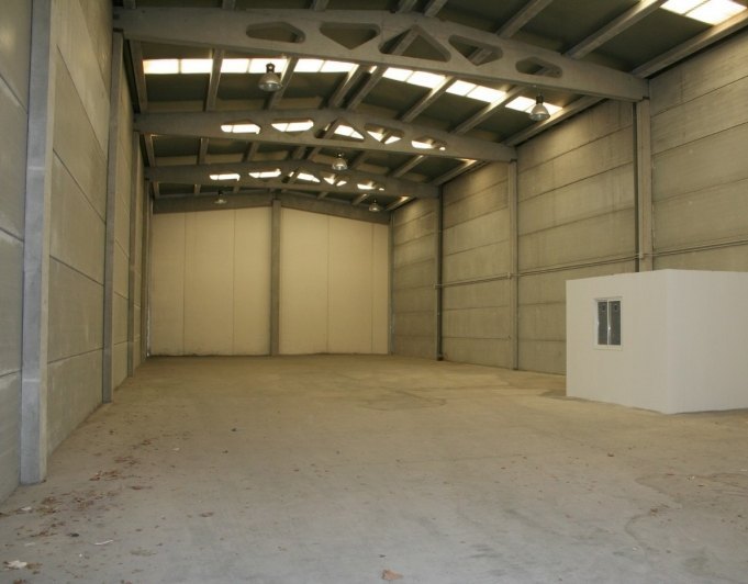 Nave comercial en venta