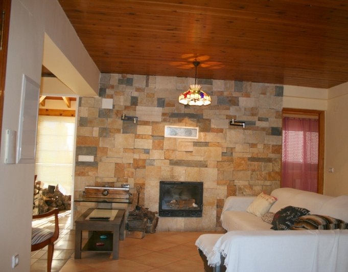 Villa de 4 habitaciones y estilo rústico en Pedreguer