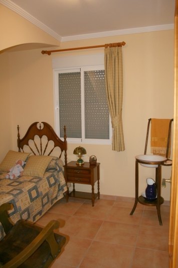 Villa de 4 habitaciones y estilo rústico en Pedreguer