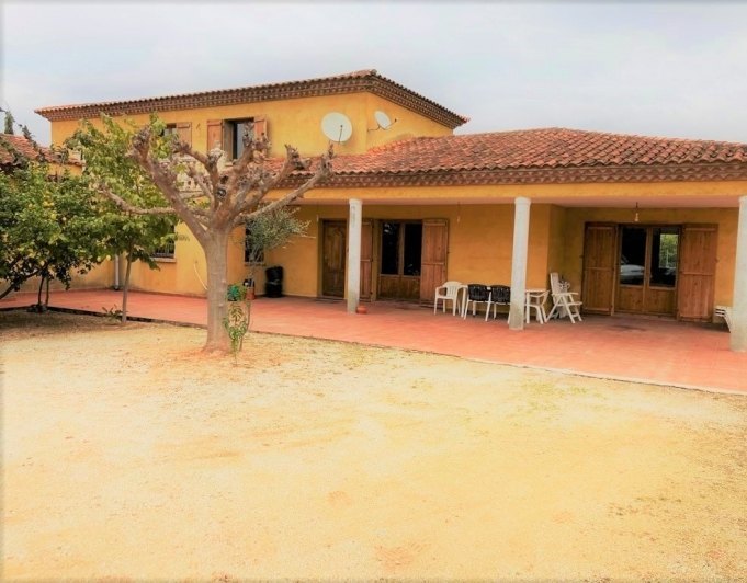 Chalet independiente en Pedreguer