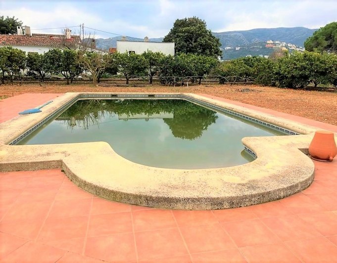 Chalet independiente en Pedreguer
