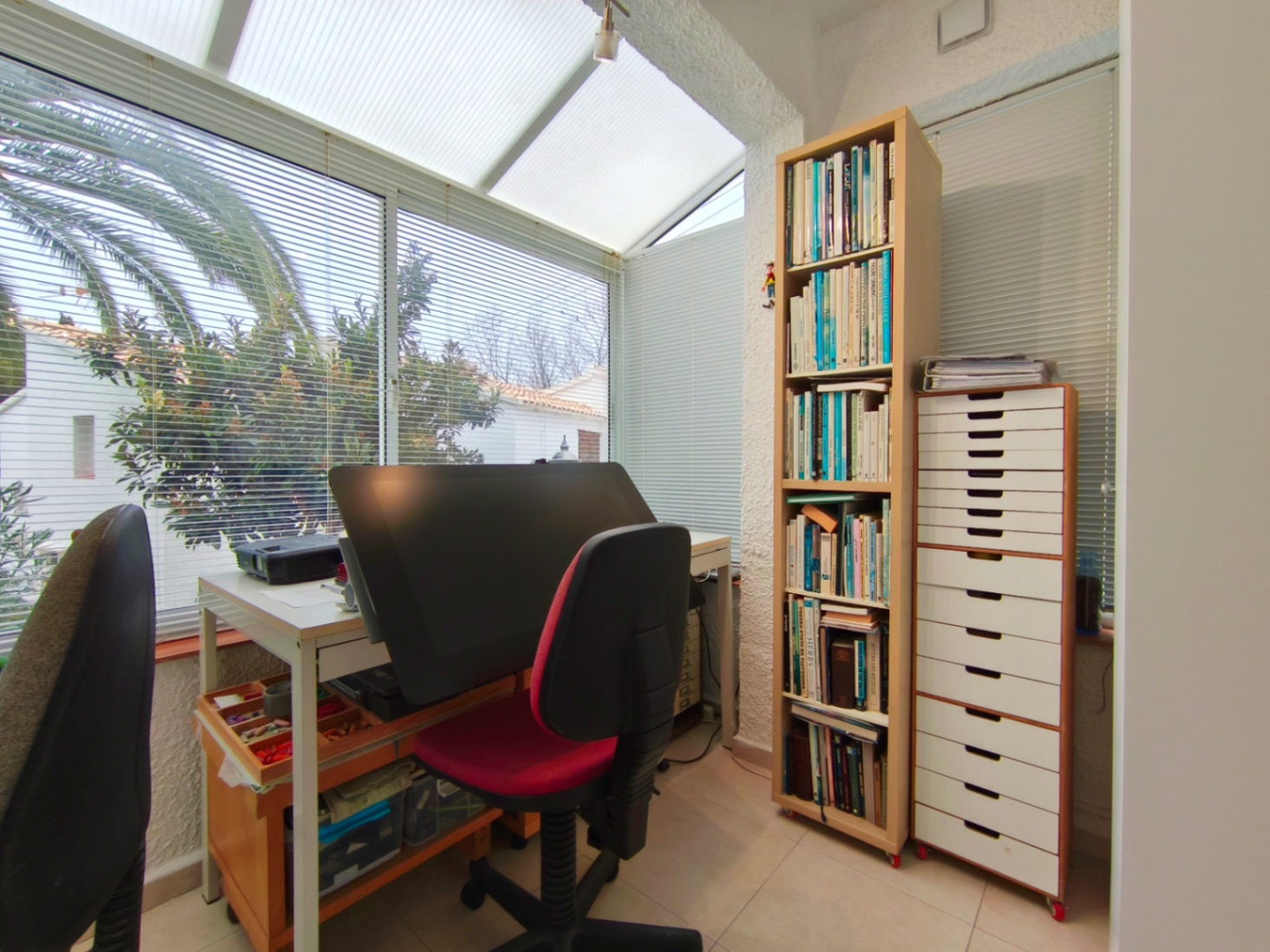 Apartamento de un dormitorio con parking y piscina en La Sella