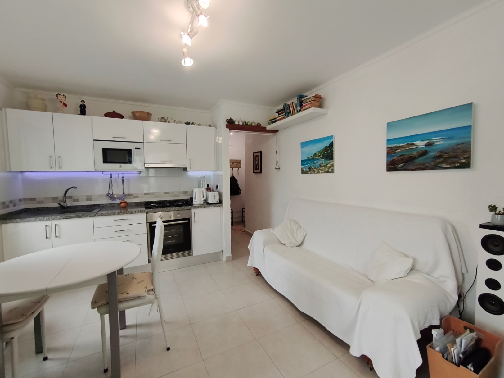 Apartamento de un dormitorio con parking y piscina en La Sella