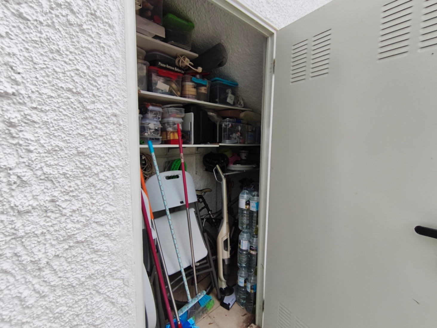 Apartamento de un dormitorio con parking y piscina en La Sella