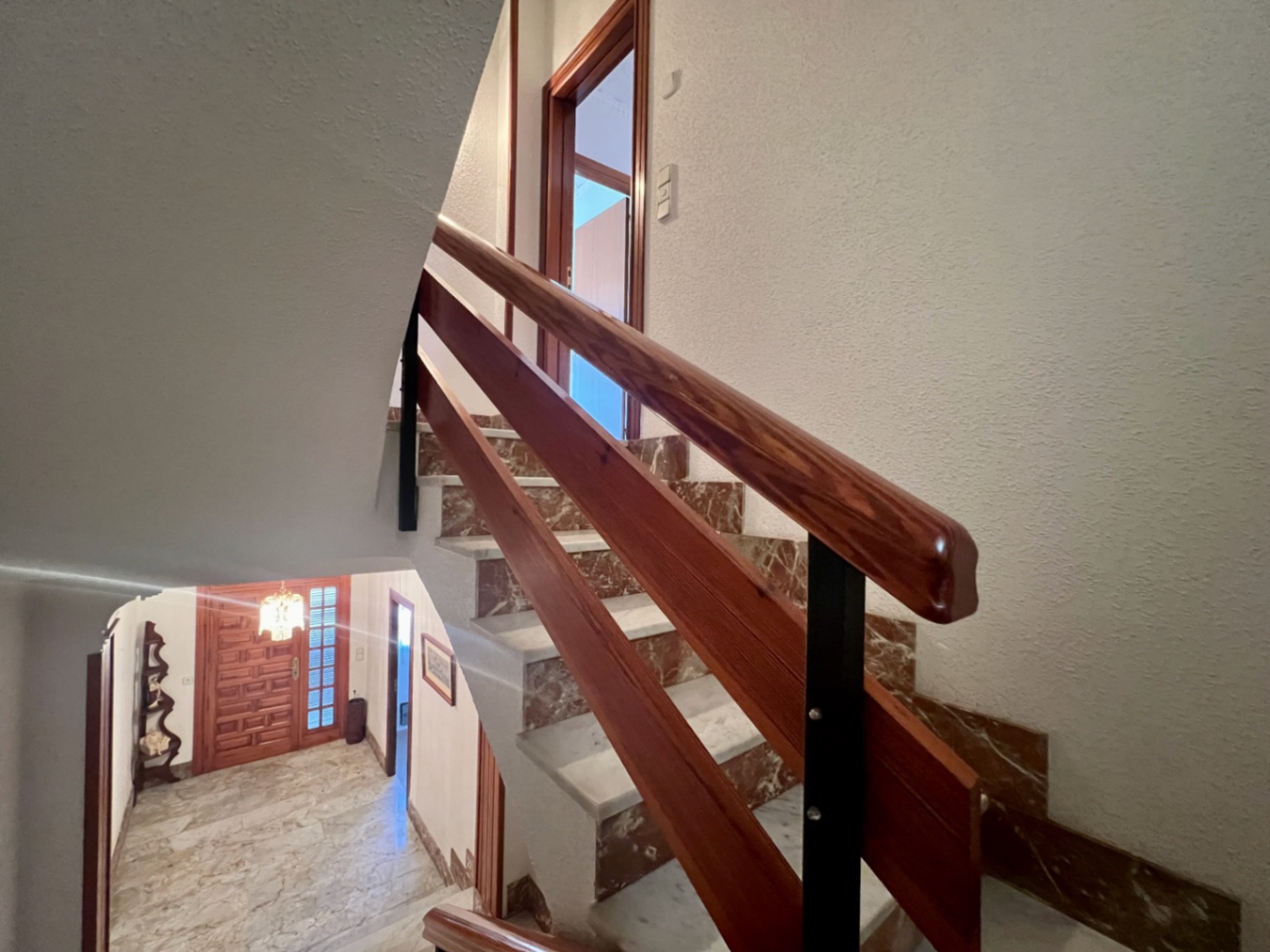 Magnífica casa con garaje para varios vehículos