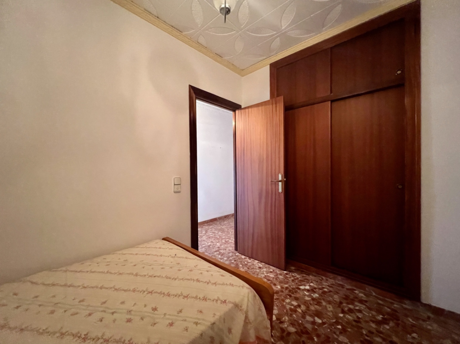 Magnífica casa con garaje para varios vehículos