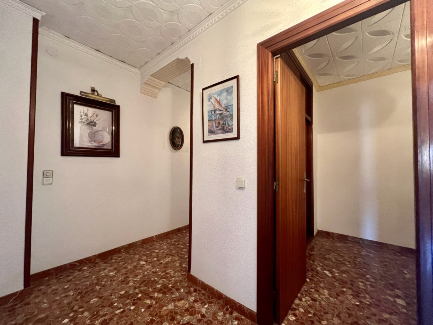 Magnífica casa con garaje para varios vehículos