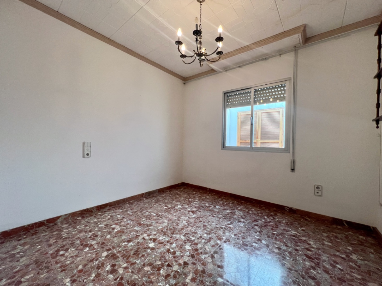 Magnífica casa con garaje para varios vehículos