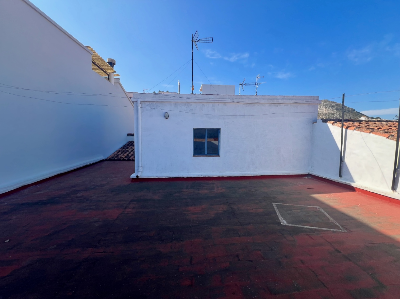 Magnífica casa con garaje para varios vehículos