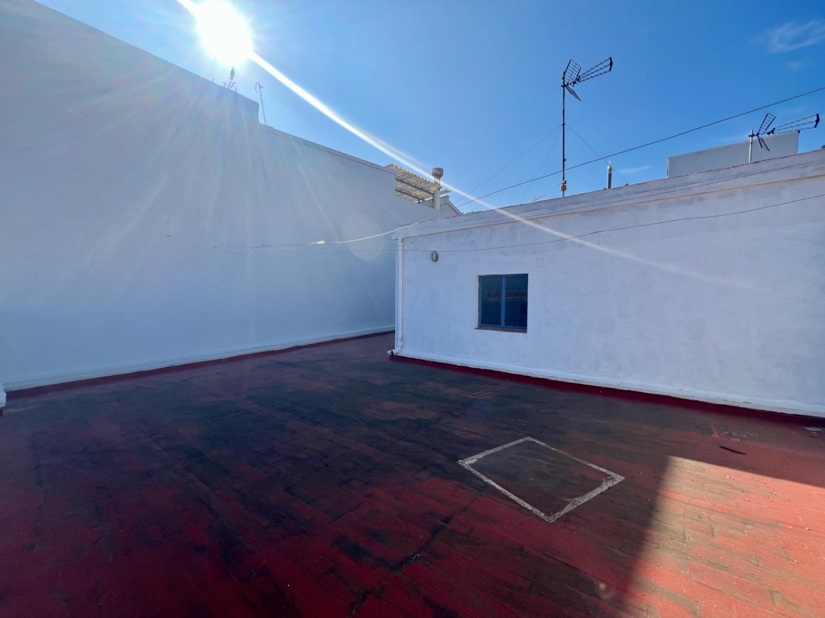 Magnífica casa con garaje para varios vehículos