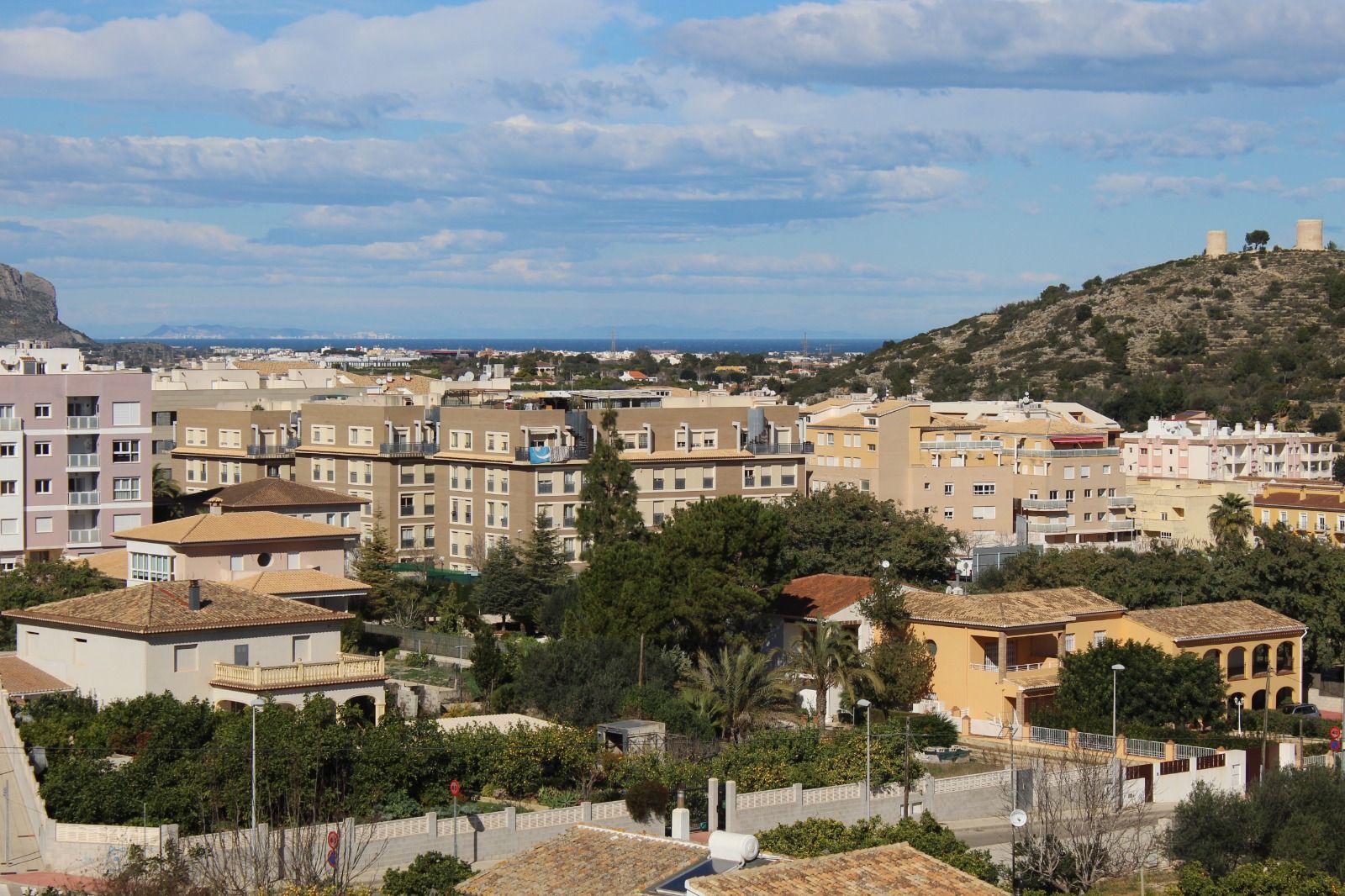 Ático dúplex con terraza en Pedreguer