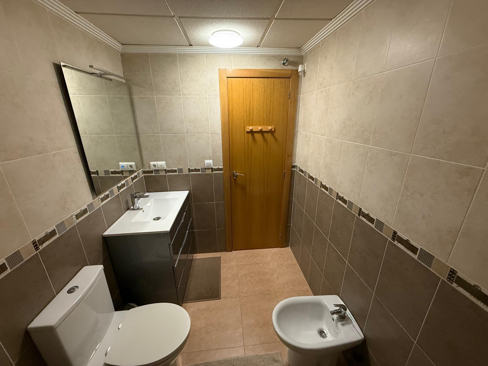 Amplio piso de 3 habitaciones en Pedreguer