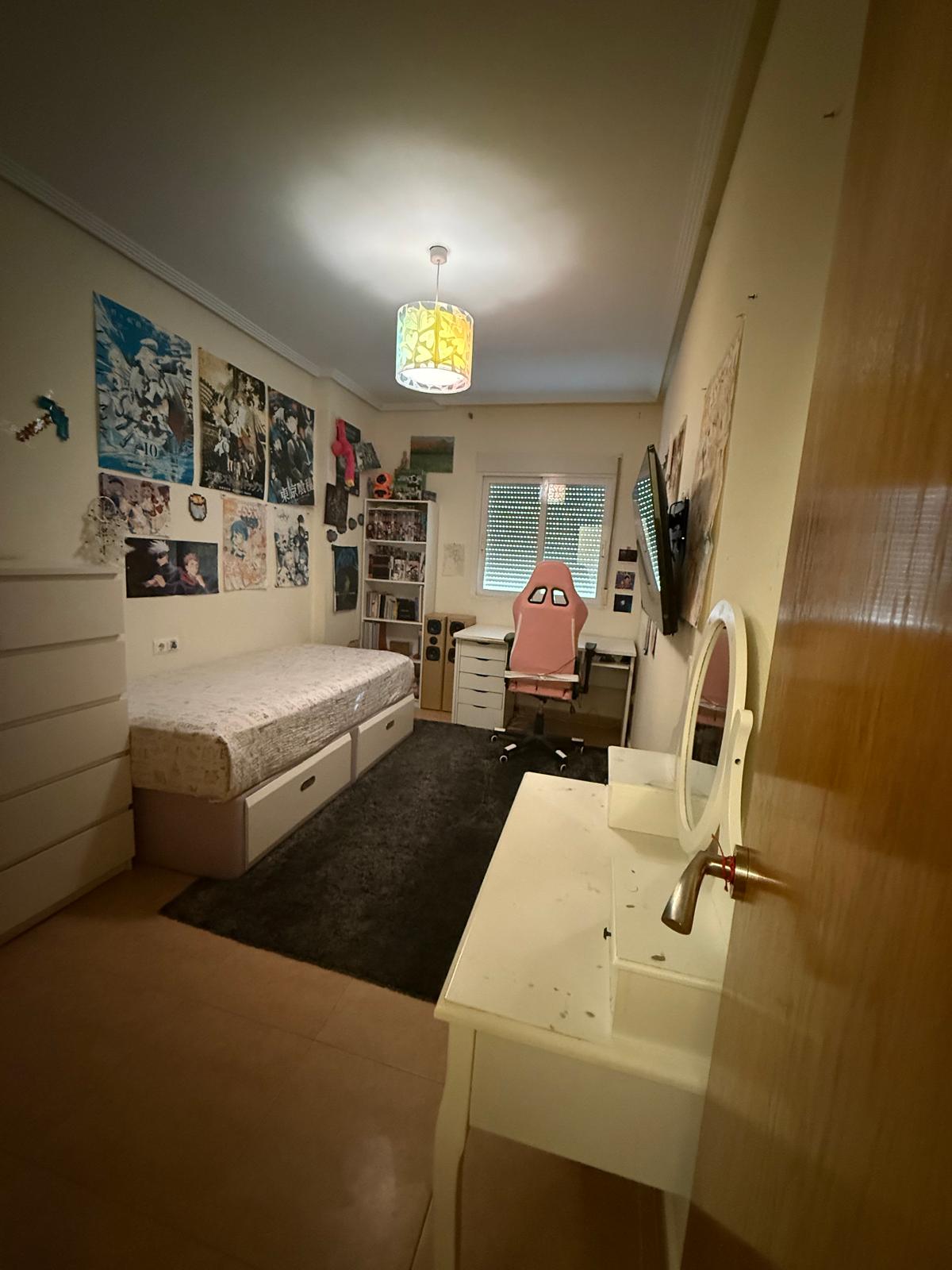 Amplio piso de 3 habitaciones en Pedreguer