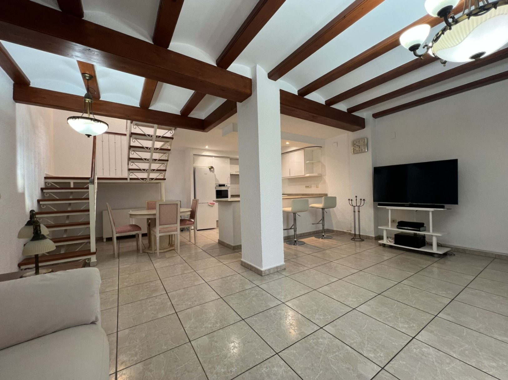C0280 - Spectacular house in Oliva