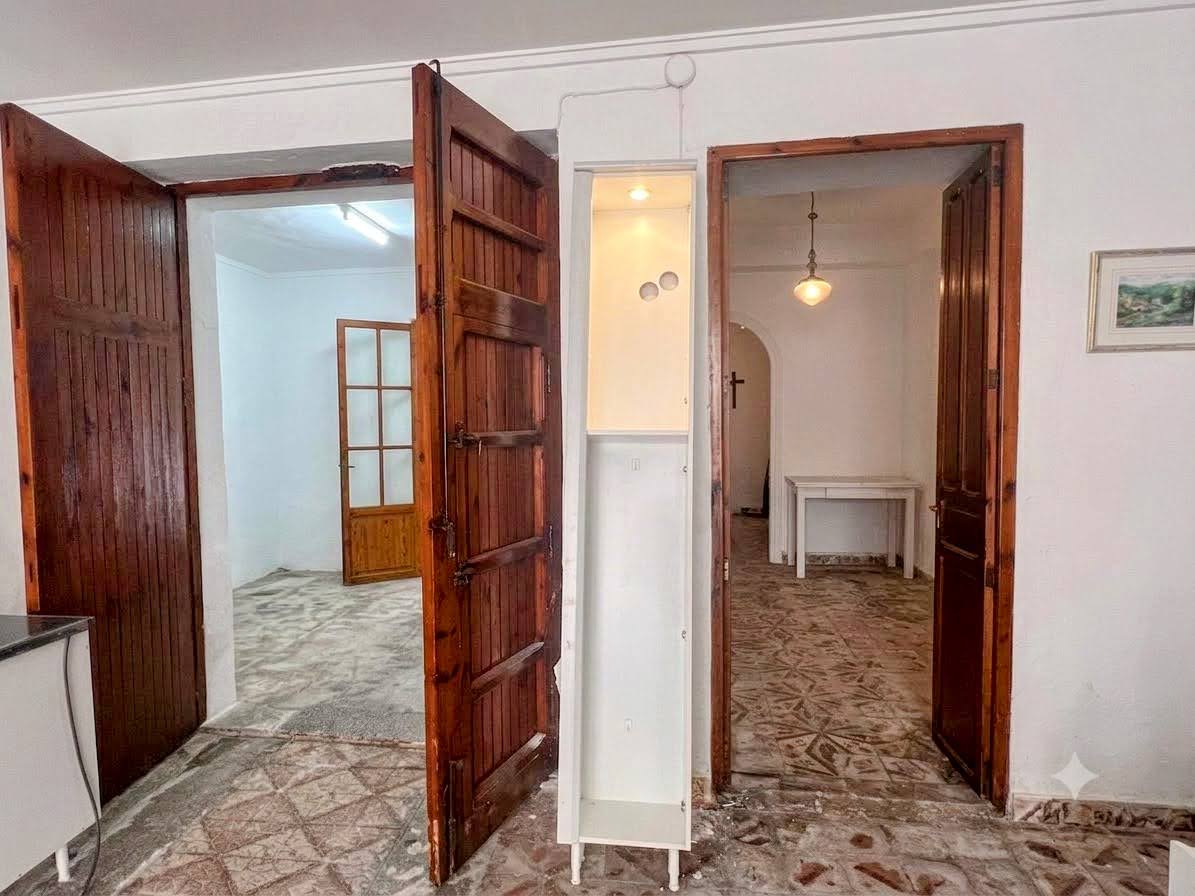 Casa para reformar en el centro de Ondara con proyecto y licencia