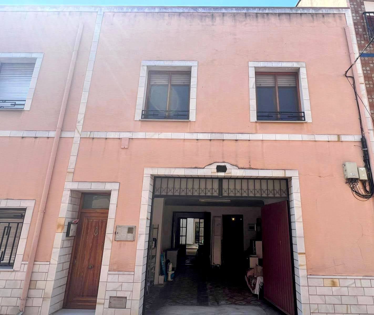 Casa para reformar en el centro de Ondara con proyecto y licencia
