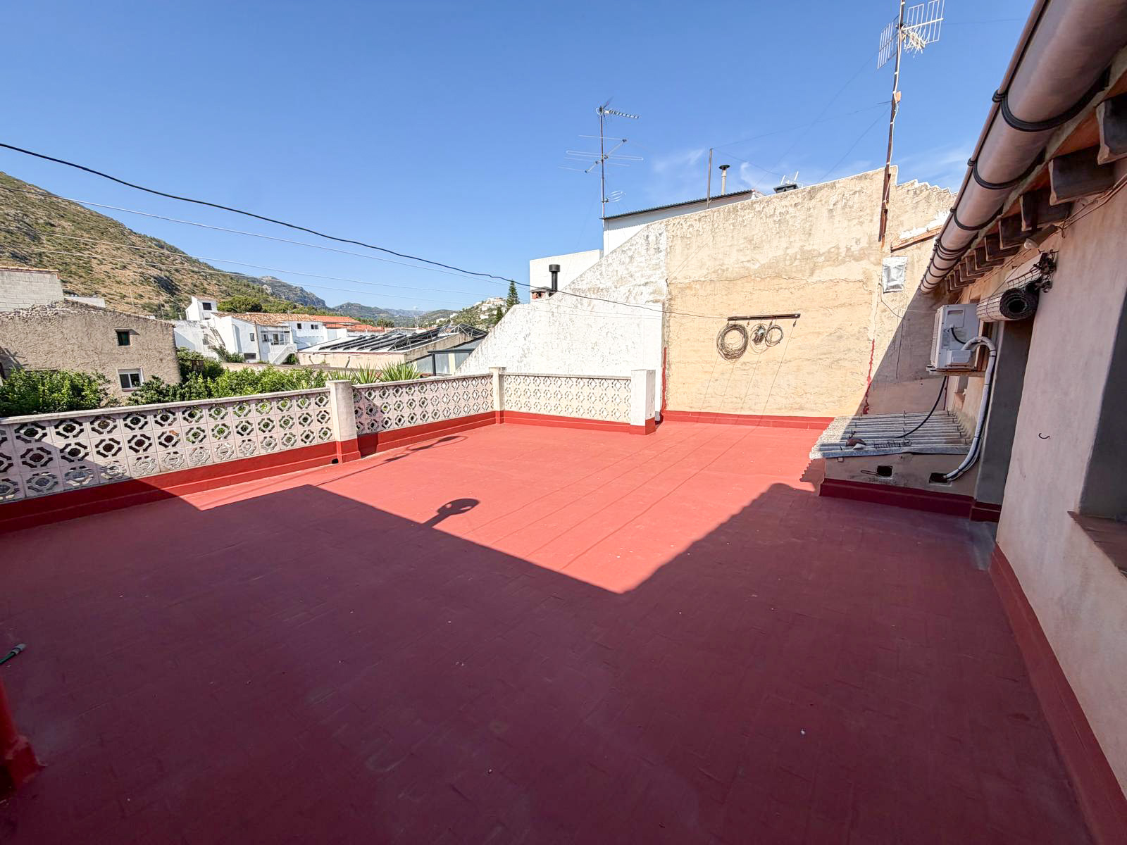 Encantadora casa con patio en Pedreguer