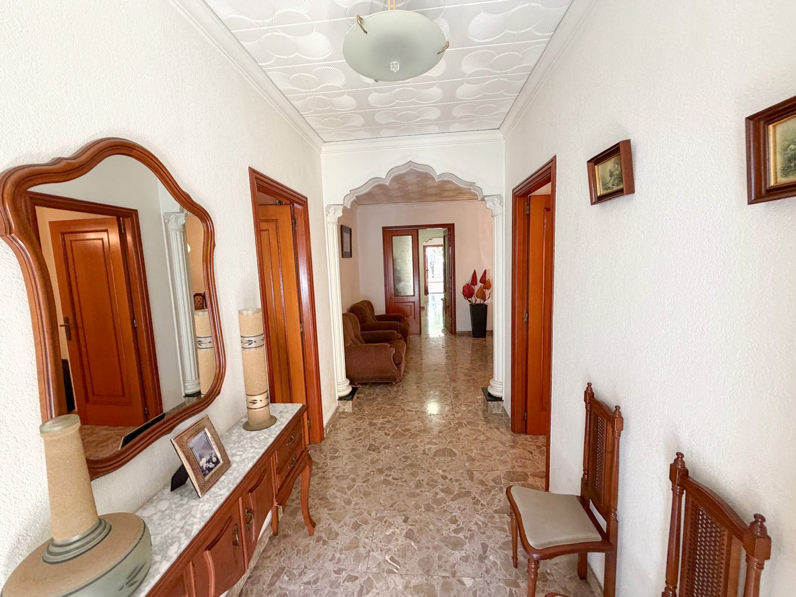 C0286 - Encantadora casa con patio en Pedreguer