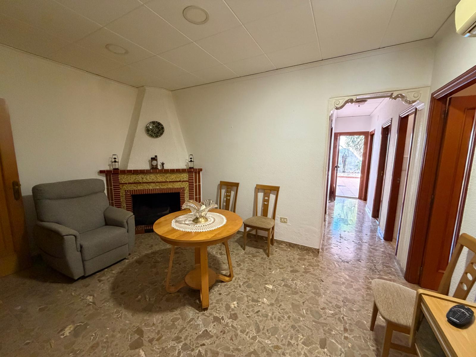Encantadora casa con patio en Pedreguer