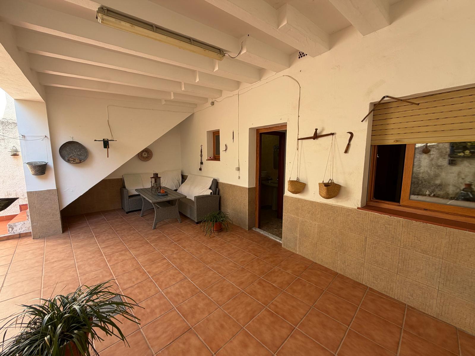 Encantadora casa con patio en Pedreguer