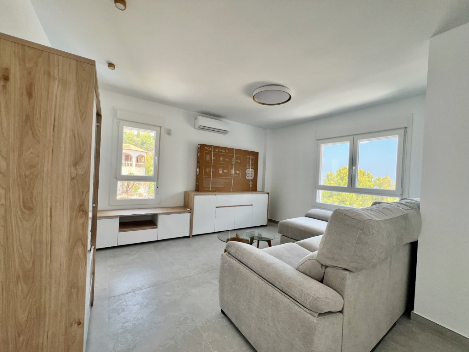 Brand new villa in Monte Solana with sea and mountain views.