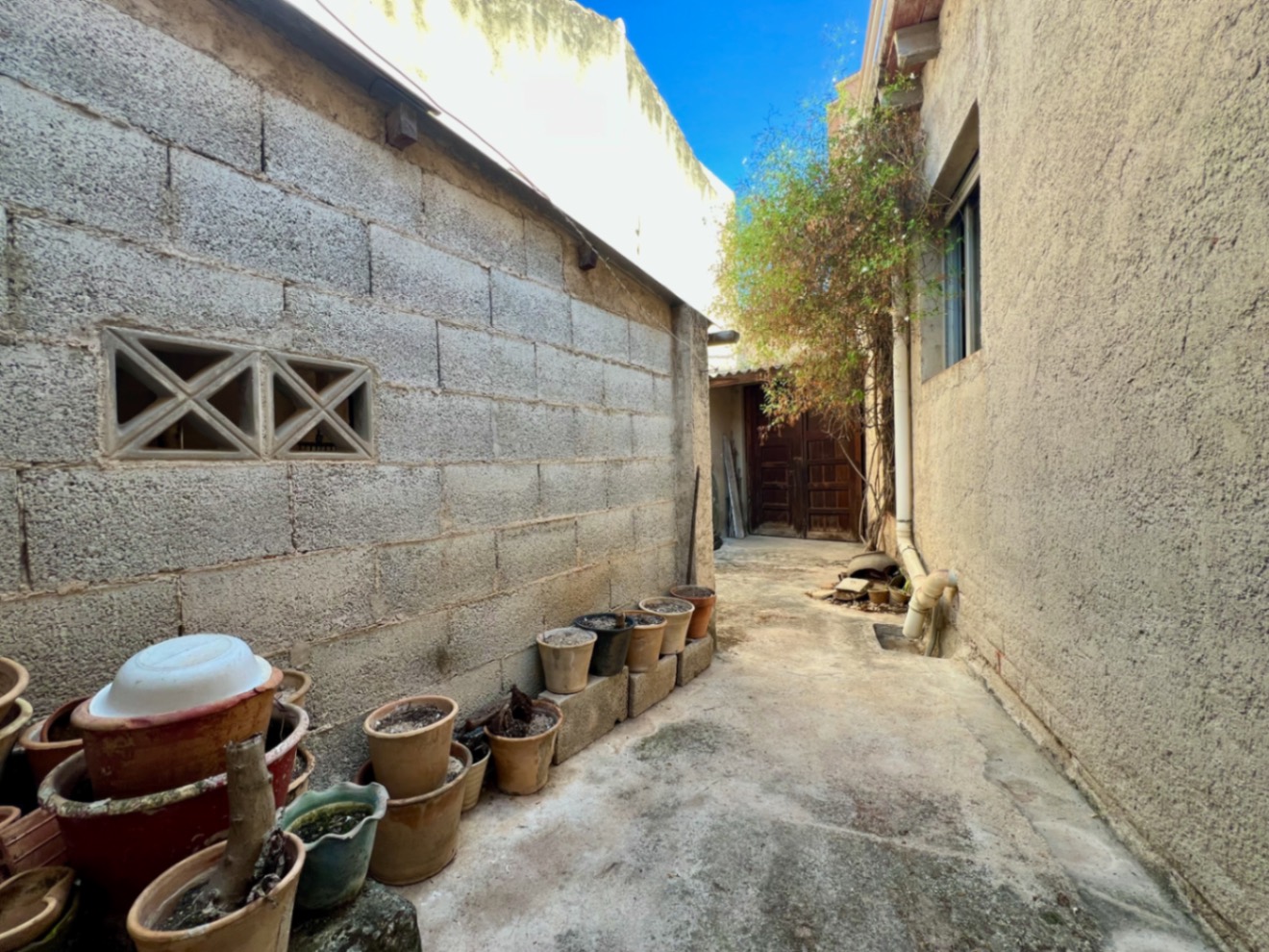 Casa de Pueblo y Garaje para reforma en Pedreguer 