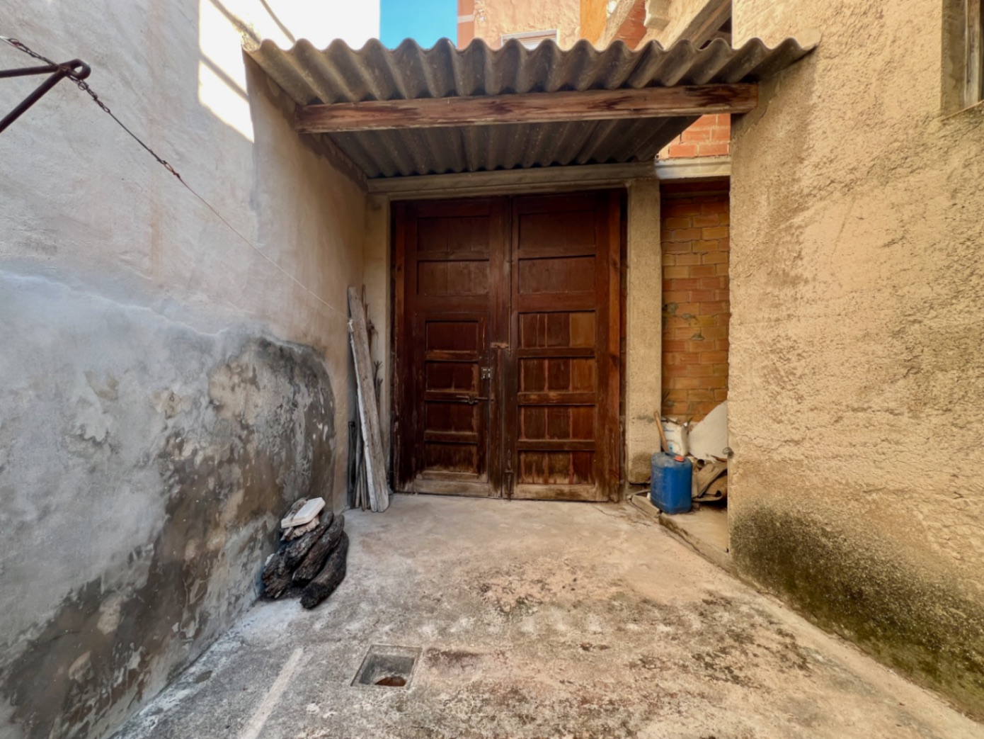 Casa de Pueblo y Garaje para reforma en Pedreguer 