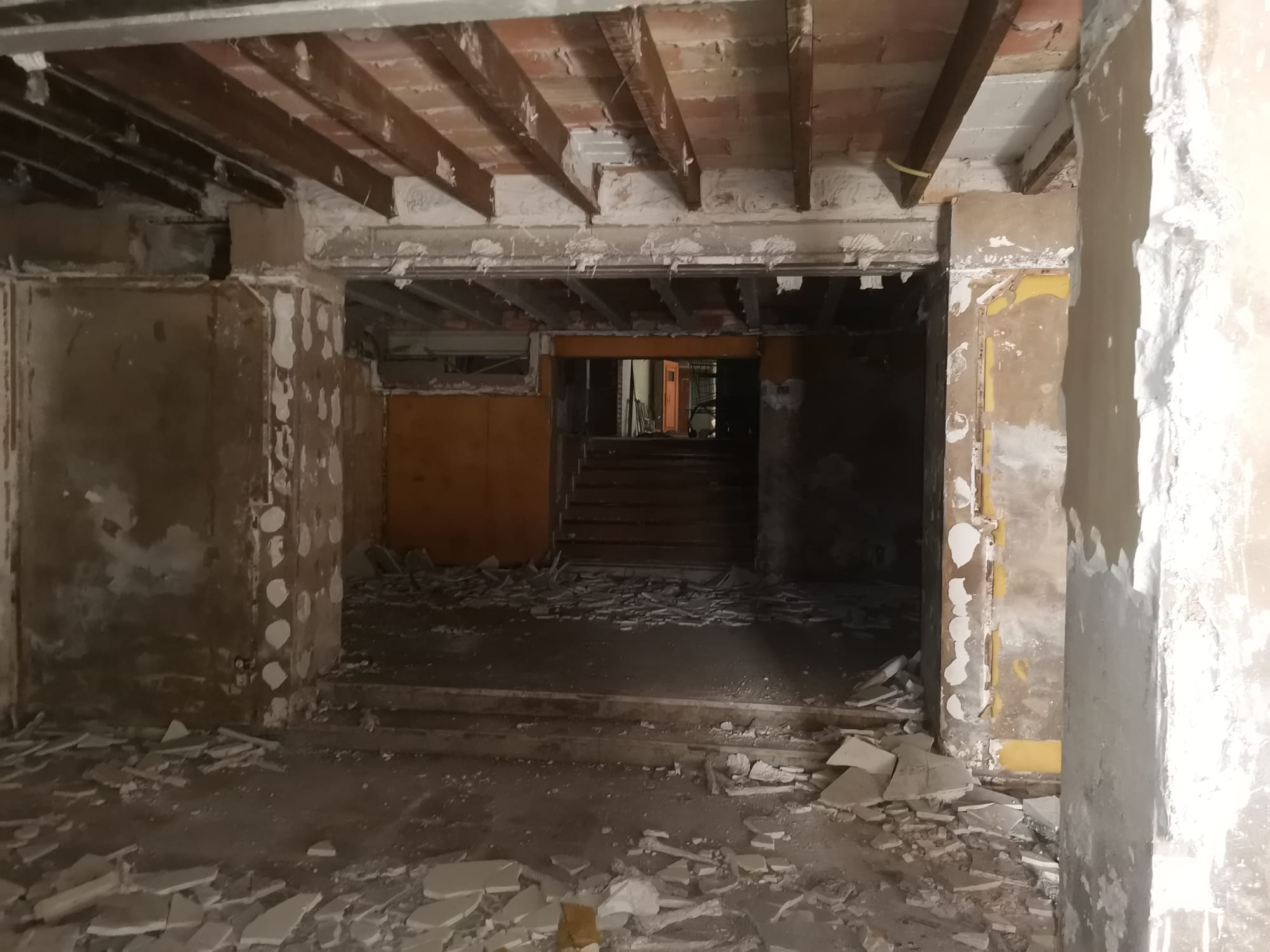 Local comercial para reformar en Denia