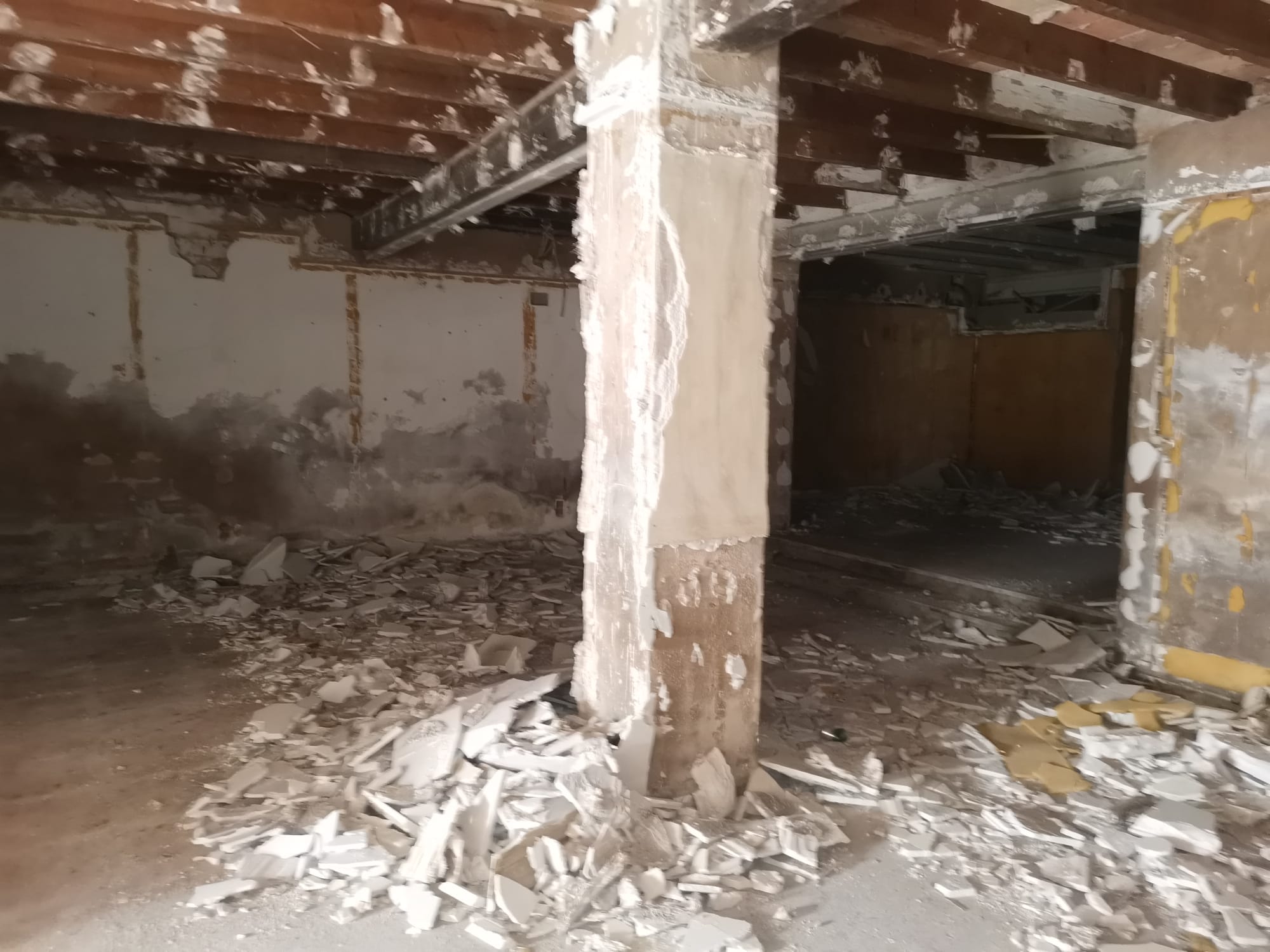 Local comercial para reformar en Denia