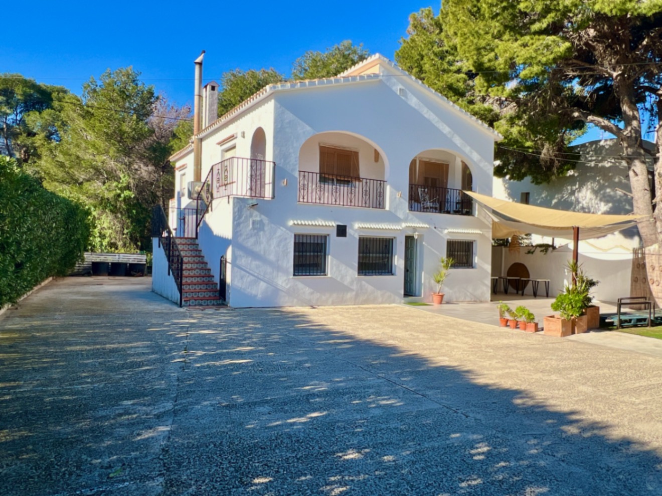Chalet y Restaurante en Venta en Las Rotas Dénia