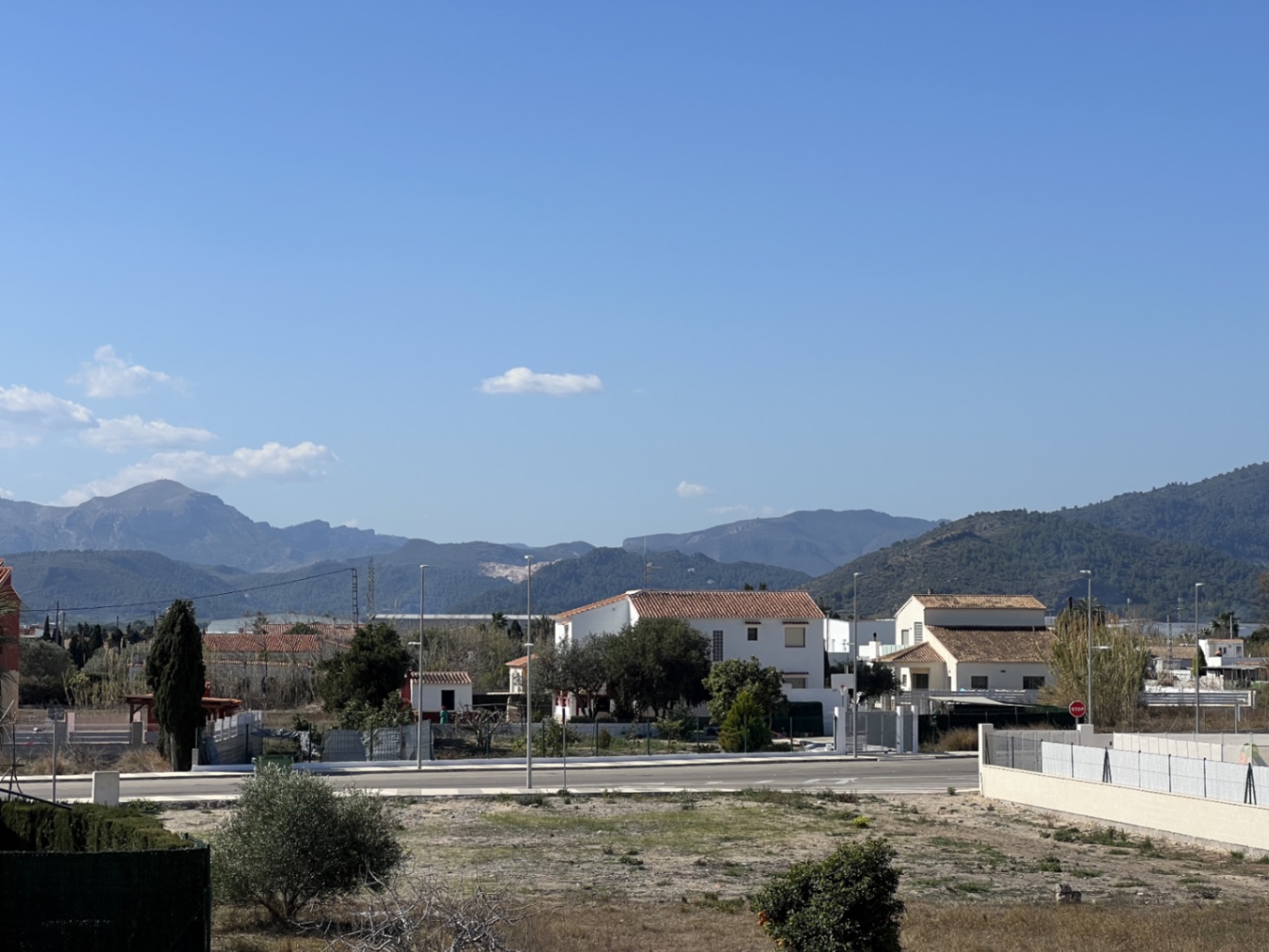 CHALET EN OLIVA A 200 METROS DE LA PLAYA