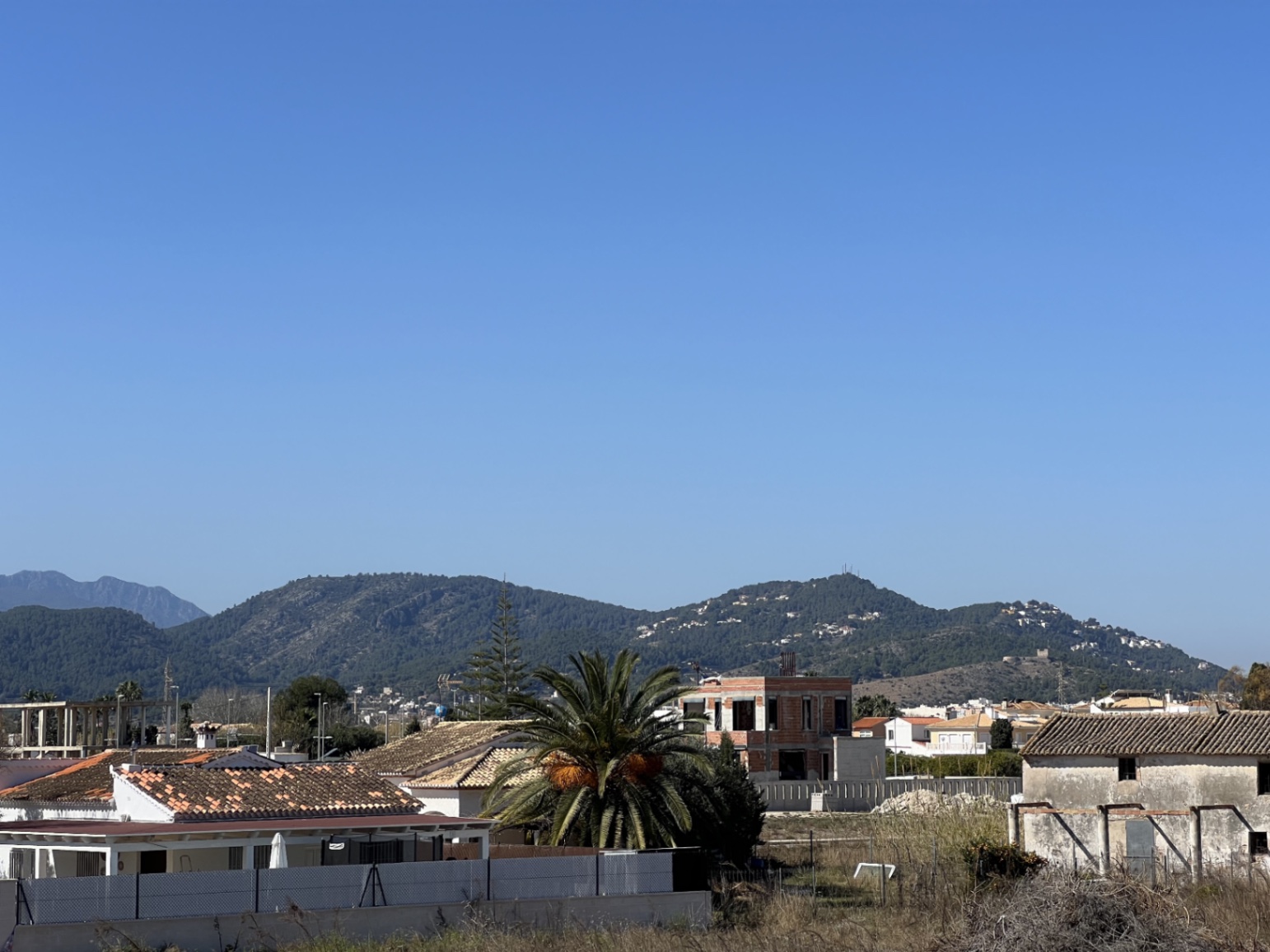 CHALET EN OLIVA A 200 METROS DE LA PLAYA