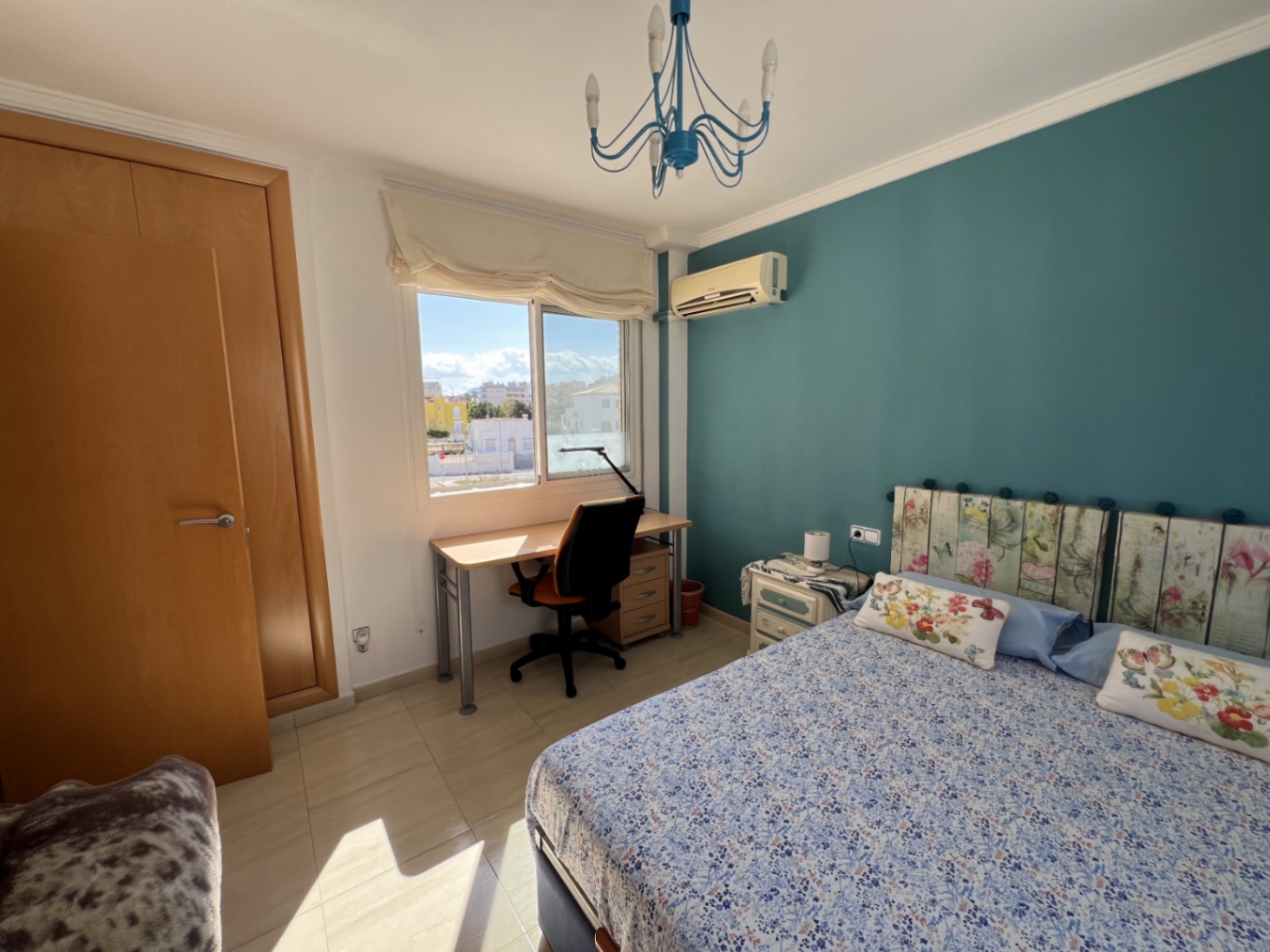 CHALET EN OLIVA A 200 METROS DE LA PLAYA