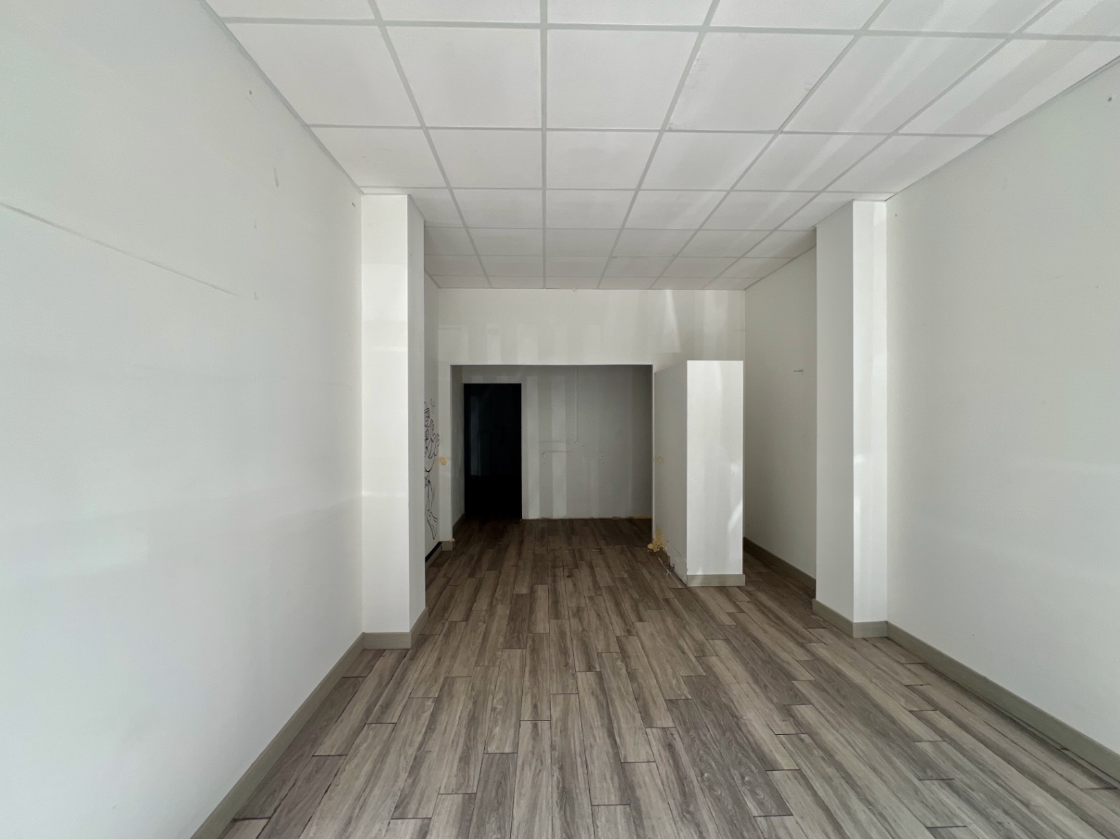 Local comercial en venta en Dénia con muchas posibilidades