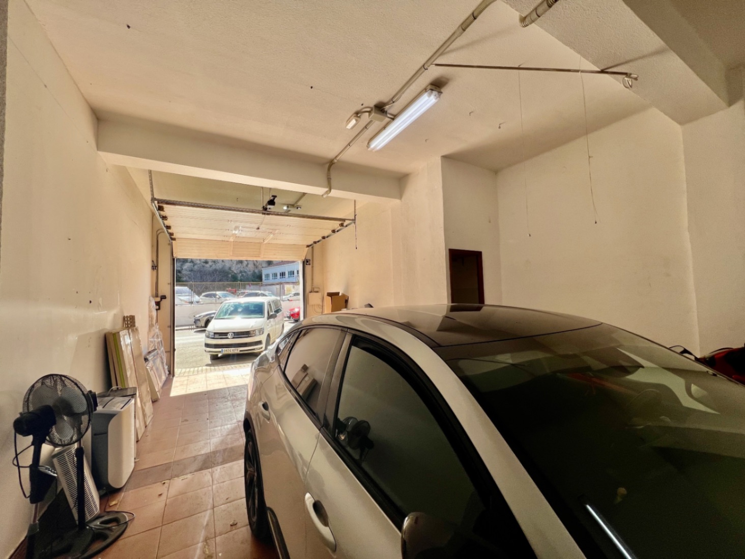 Local comercial en venta en Dénia con muchas posibilidades