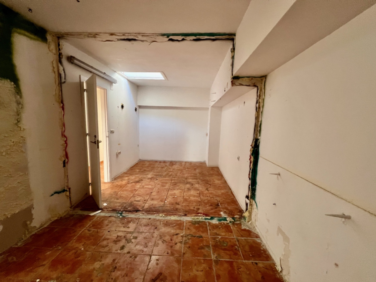 Local comercial en venta en Dénia con muchas posibilidades