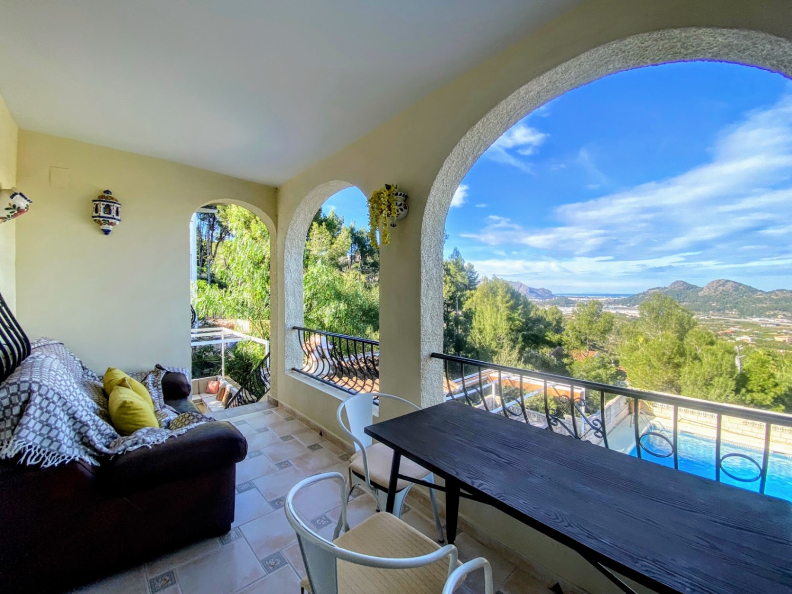 Villa con vistas panorámicas en Monte Pedreguer