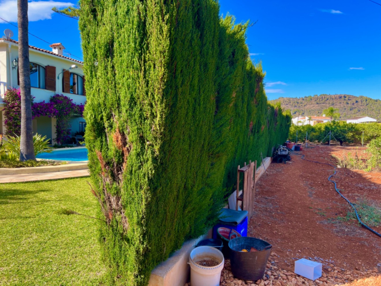 Villa con 9 habitaciones y piscina y jardín privados