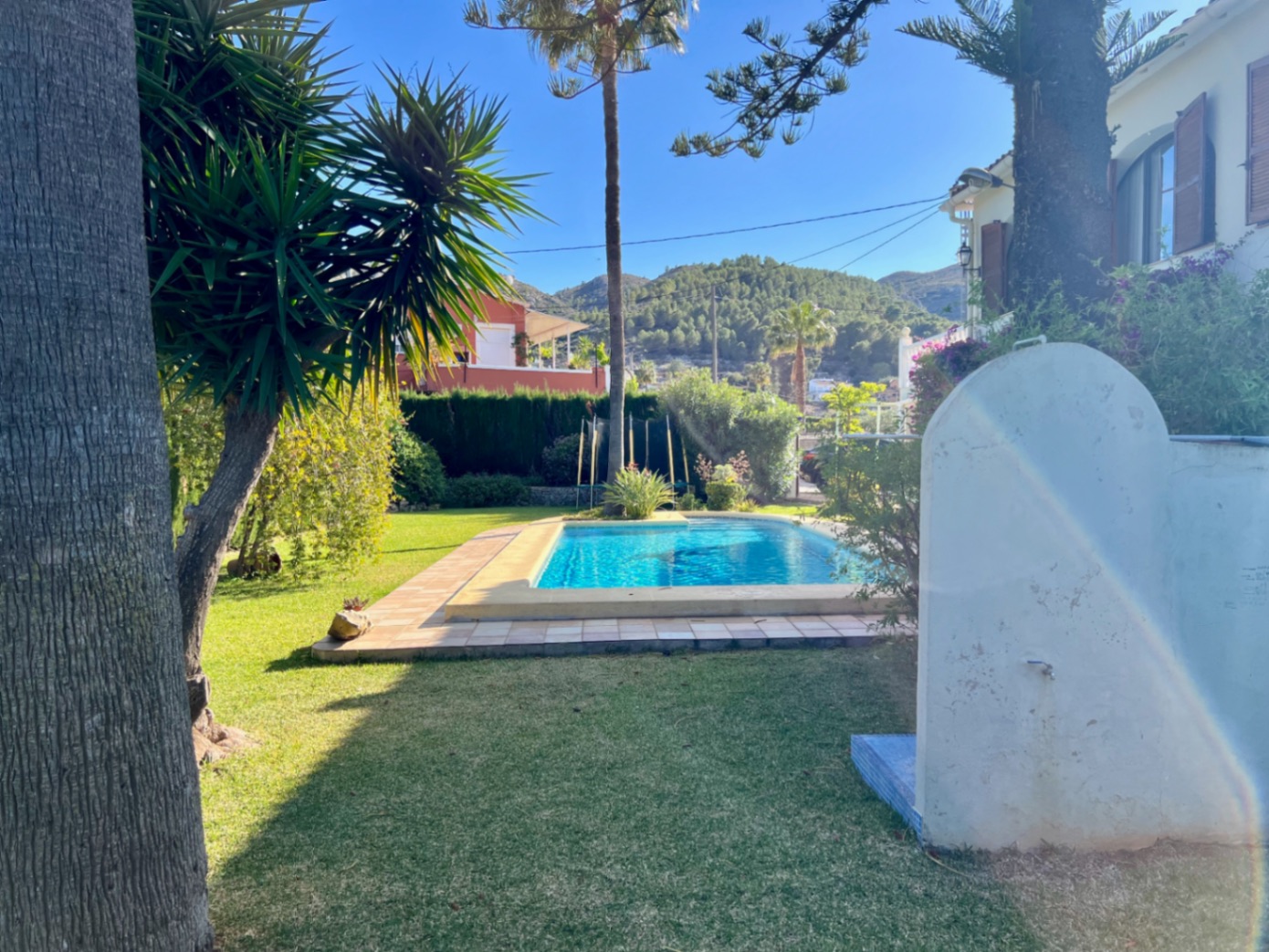 Villa con 9 habitaciones y piscina y jardín privados