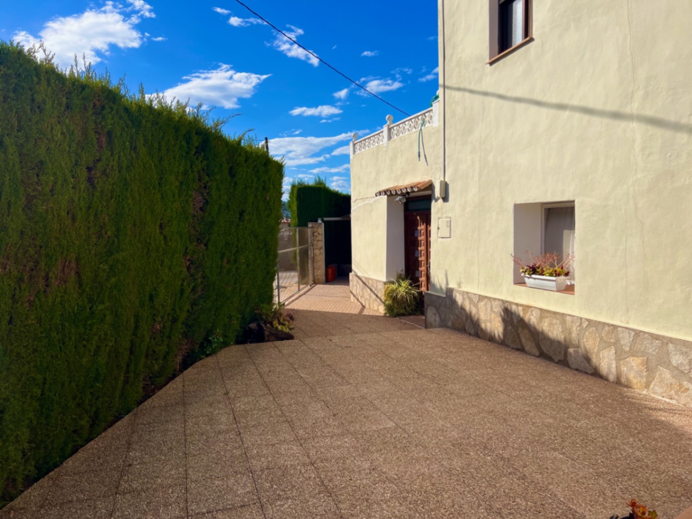 Villa con 9 habitaciones y piscina y jardín privados
