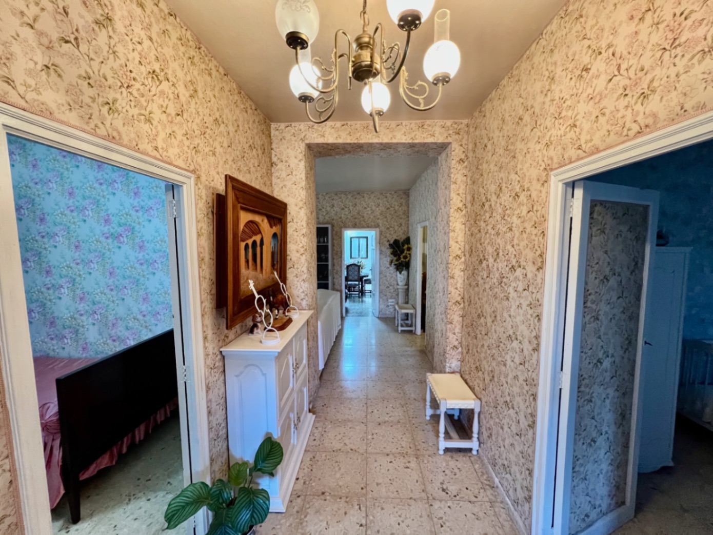 Villa con 9 habitaciones y piscina y jardín privados