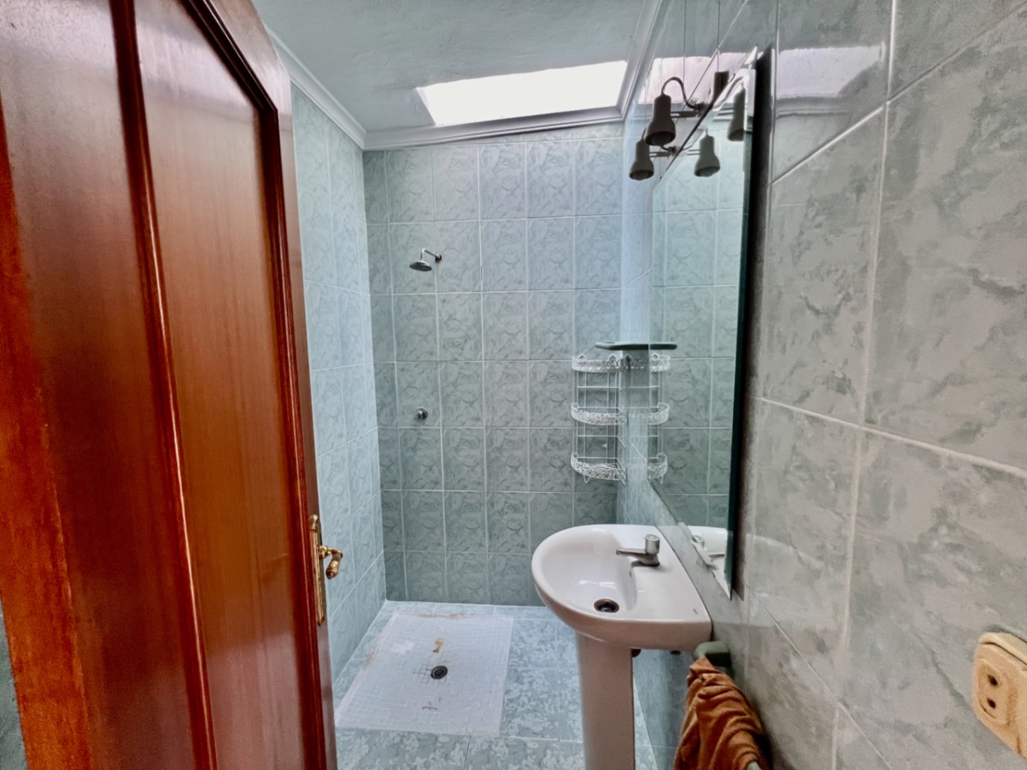 Villa con 9 habitaciones y piscina y jardín privados