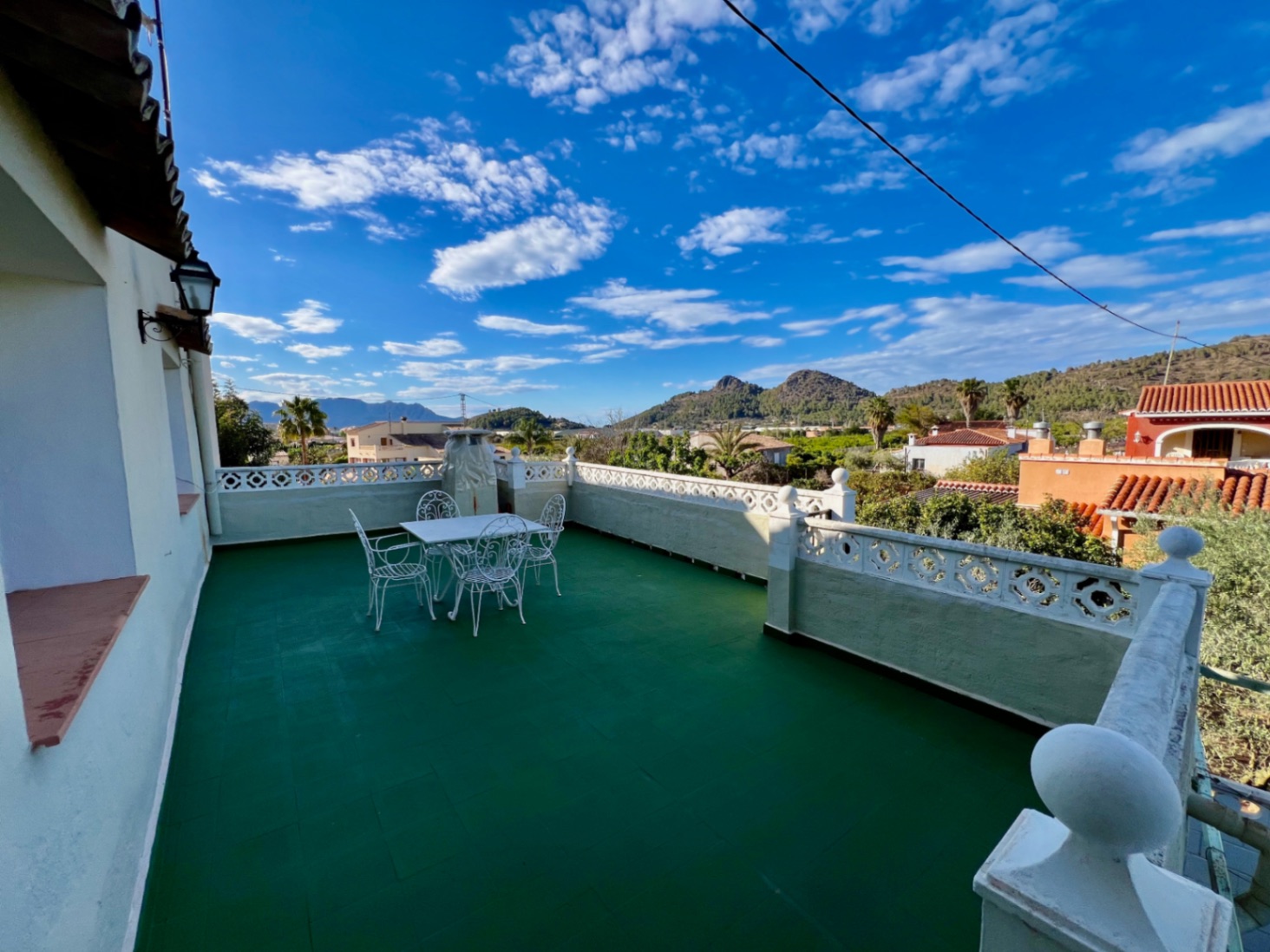 Villa con 9 habitaciones y piscina y jardín privados
