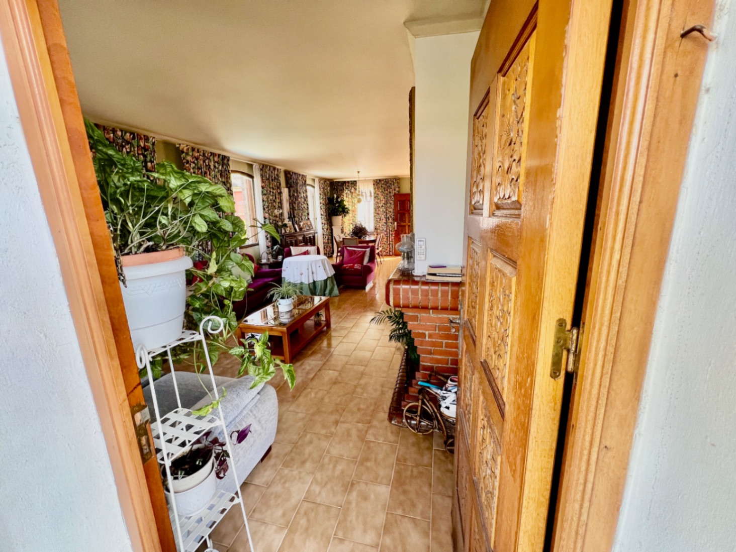 Villa con 9 habitaciones y piscina y jardín privados