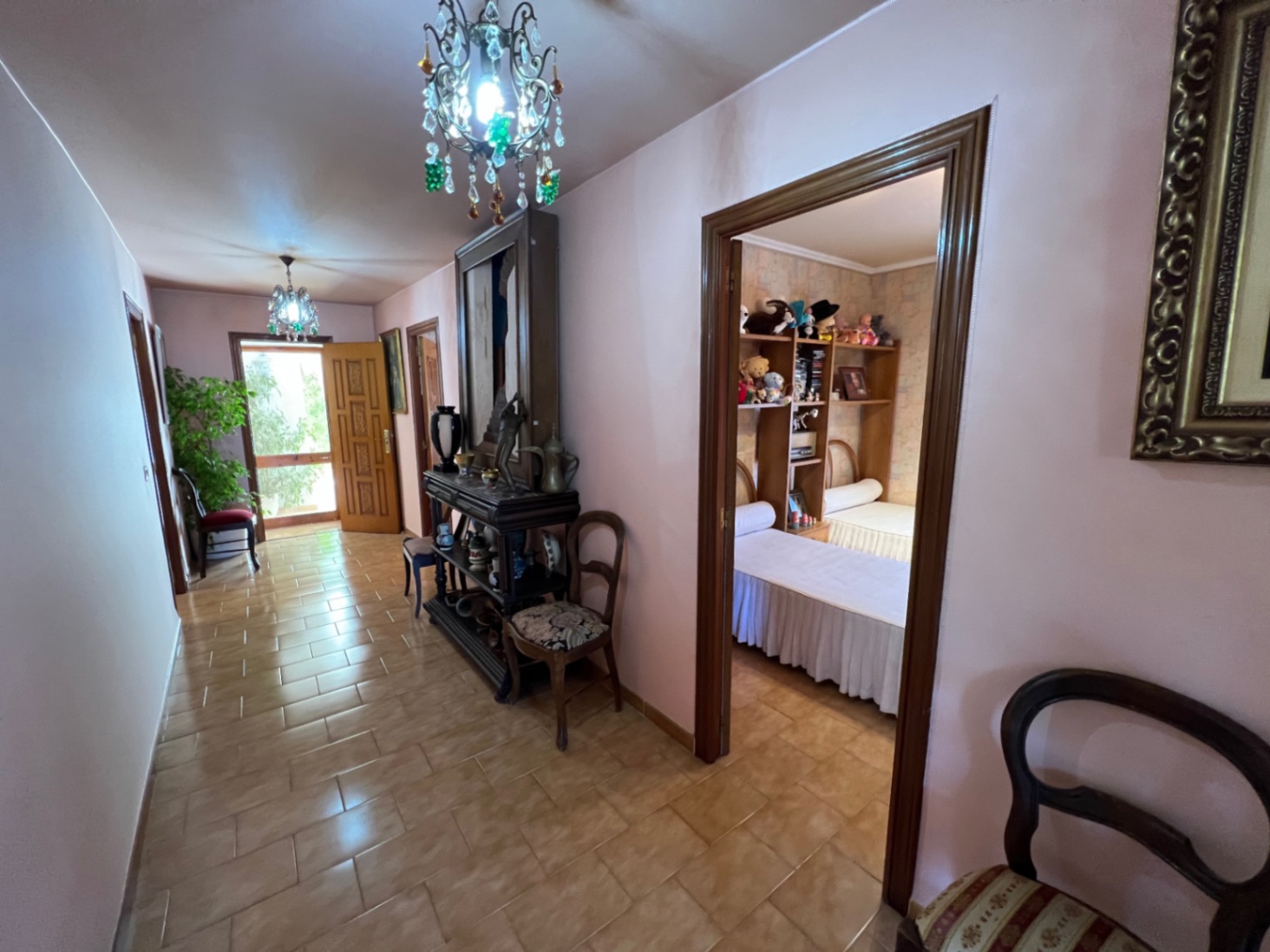 Villa con 9 habitaciones y piscina y jardín privados