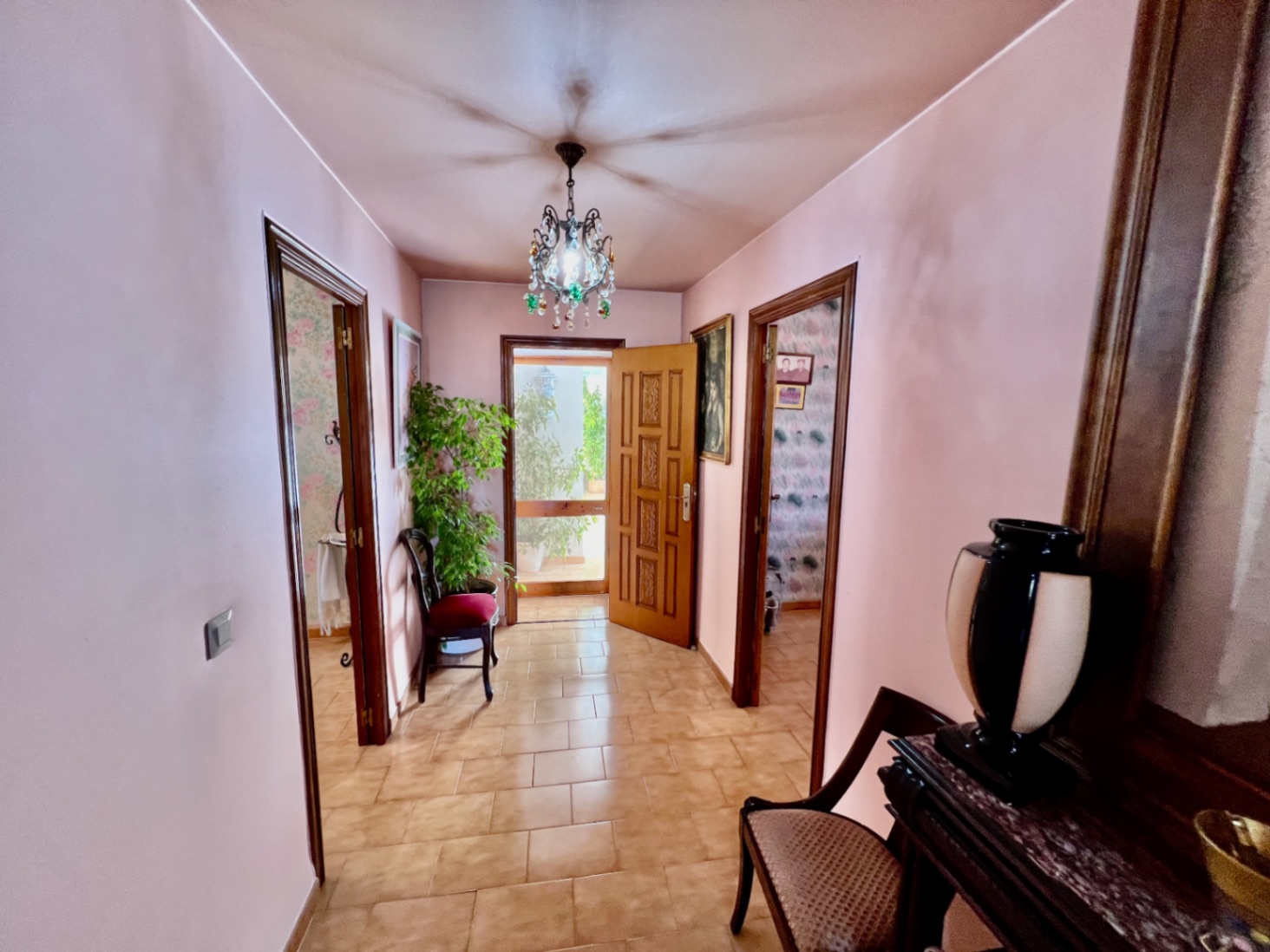 Villa con 9 habitaciones y piscina y jardín privados