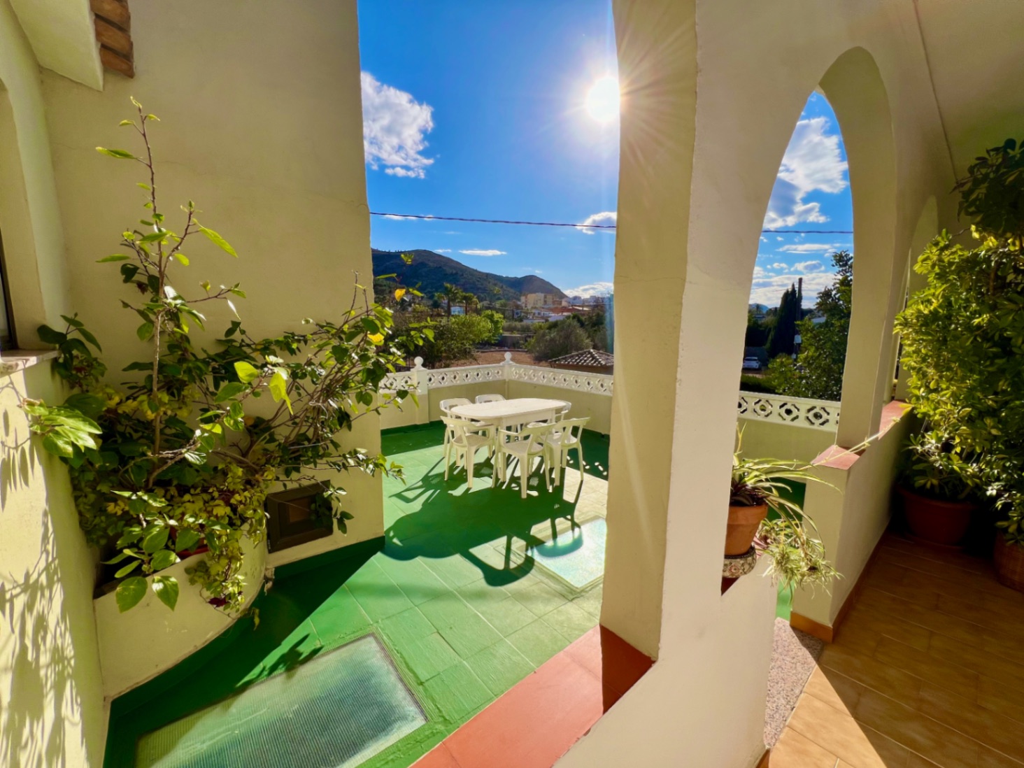 Villa con 9 habitaciones y piscina y jardín privados