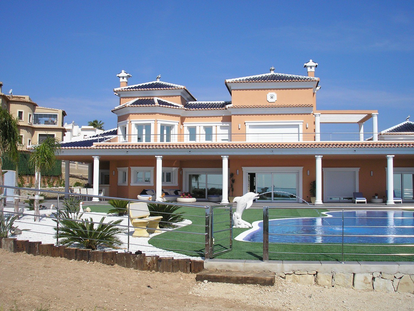 Villa de lujo con fantásticas vistas al mar