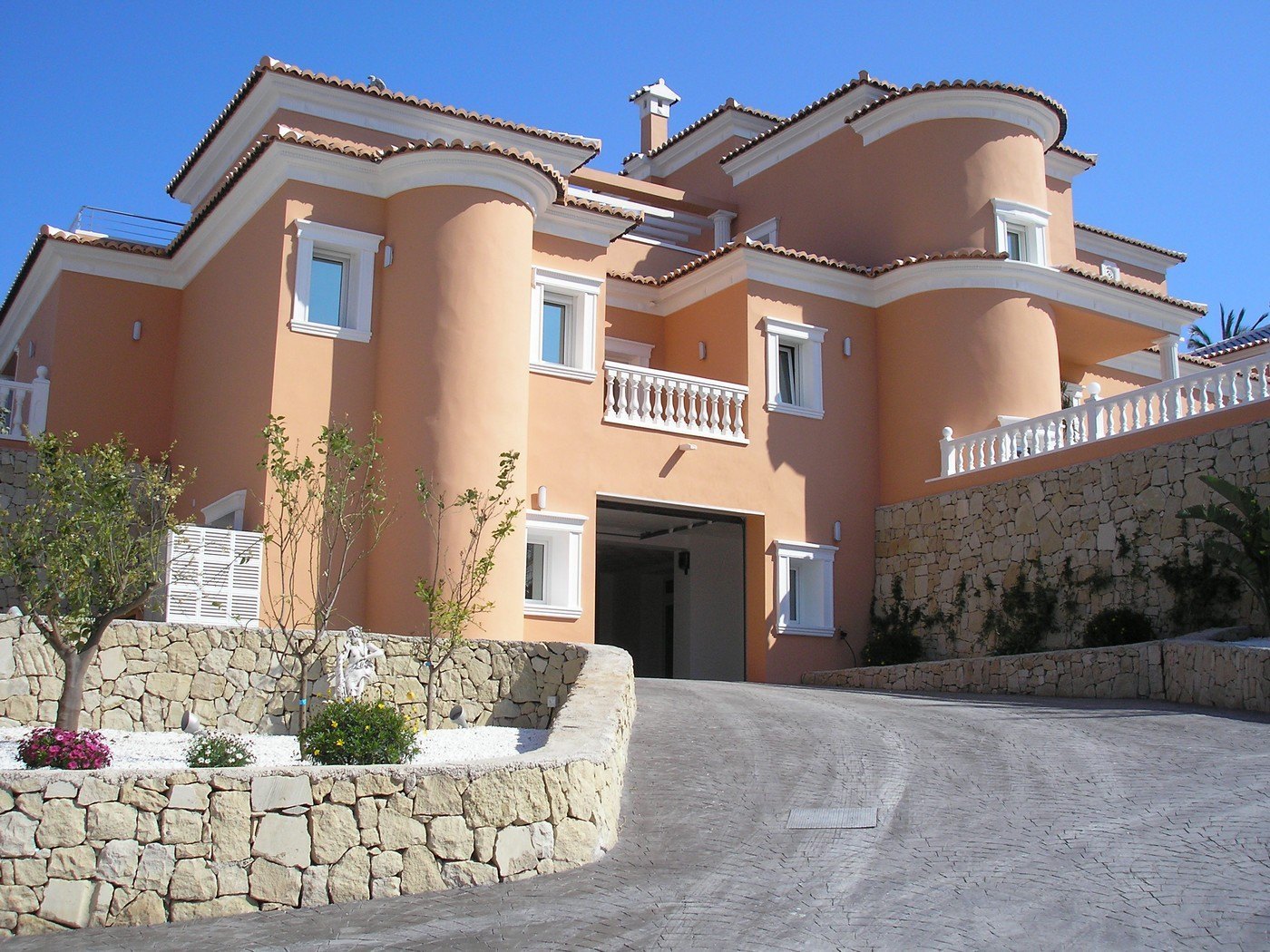 Villa de lujo con fantásticas vistas al mar