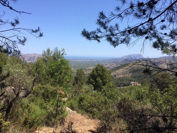 Parcela con magníficas vistas